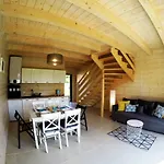 Jachtowa Park Lodge Grzybowo (West Pomeranian)